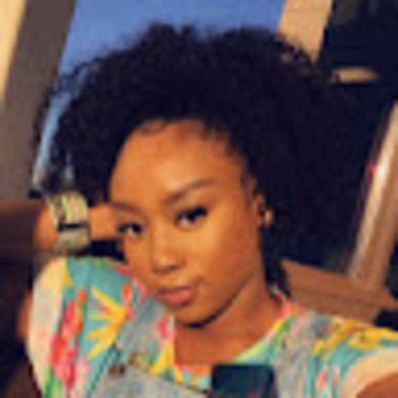 Meet your Posher, Jihanne - Picture 1 of 1